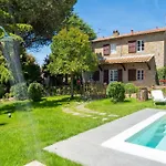 Vila Gabry *
